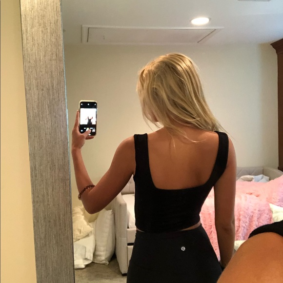 Pretty Little Thing Black Tank - Picture 3 of 4